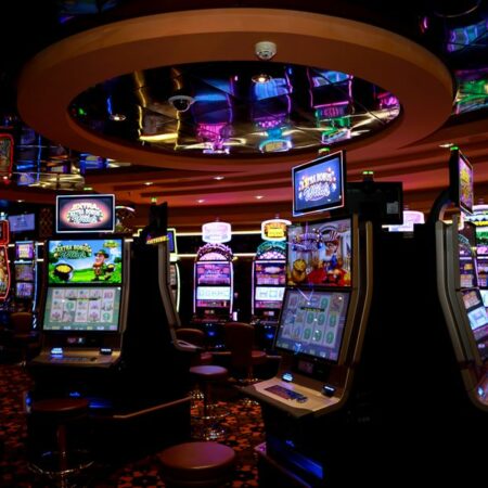High Volatility vs Low Volatility Slots Explained: Which Fits Your Bankroll?