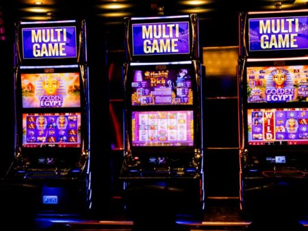 RTP vs Volatility: What Actually Matters for Your Bankroll